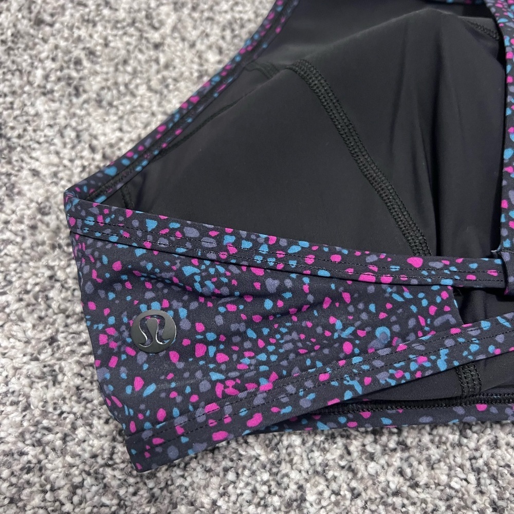 Women’s Lululemon Bra - Picture 3 of 4